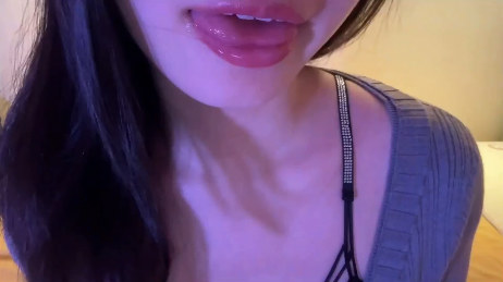 ASMR – 舔屏 亲亲 身体乳 _ 恰恰恰饭小斯