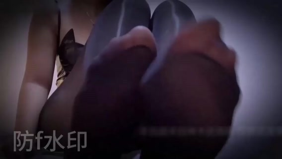 ASMR – 限定 黑丝 抓挠 口音 _ 琉璃瓦